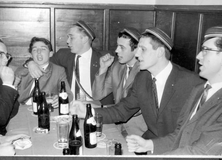 1964